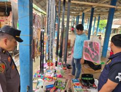 Bhabinkamtibmas Himbau Masyarakat Tidak Nyalakan Petasan Pada Malam Tahun Baru