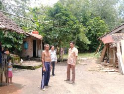 Danan Rachmat Tinjau Langsung RTLH Mbah Jamingan Di Desa Tumi Jaya