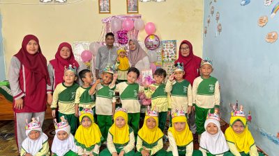 Zoya Rayakan Ultah ke- 5 Tahun di TK Aisyiyah 24   